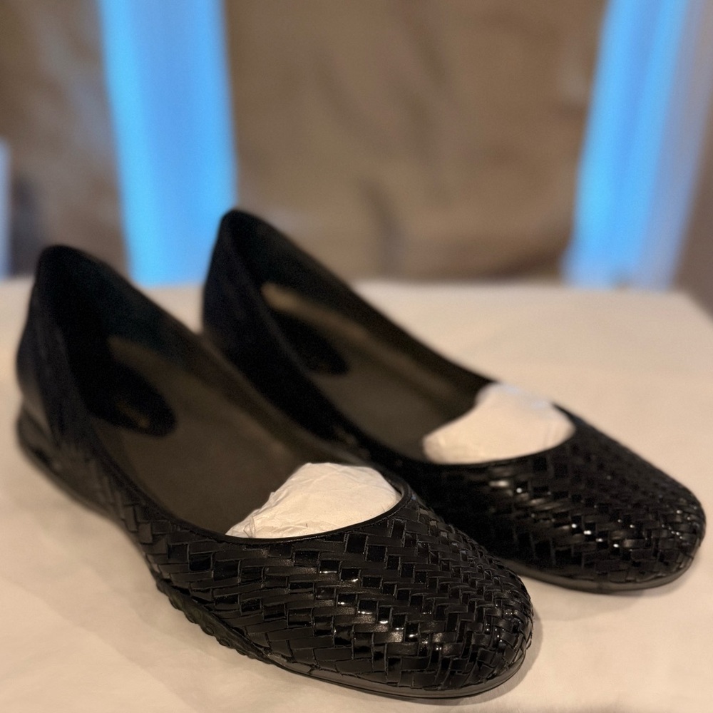 Cole Haan black leather weave ballet.